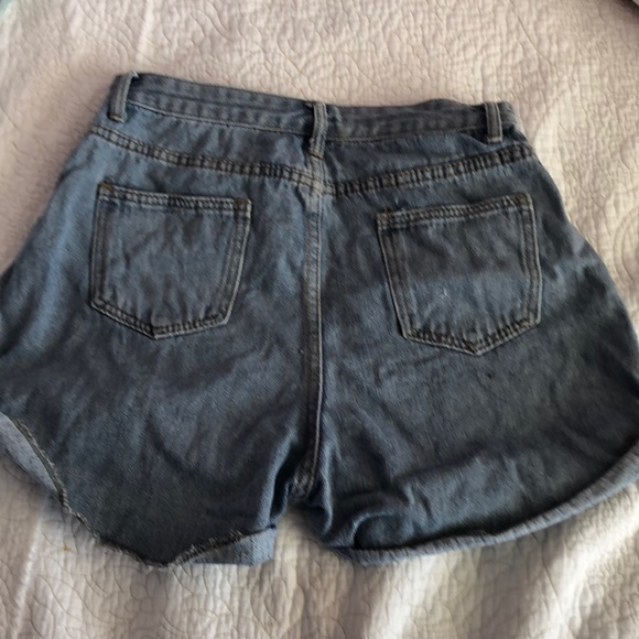 Shorts - Picture 2 of 2